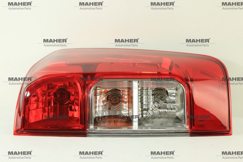 Nissan Navara Sağ Aydınlatma 2016-
